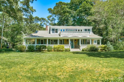 Cataumet House | 1 Mi to Beach: Cape Code Family Retreat w/Patio