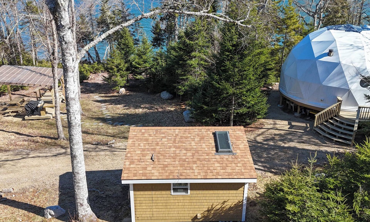 Steuben Cabin | 2-Acre DOME + Tiny House Cabin on OCEAN w/HT & AC