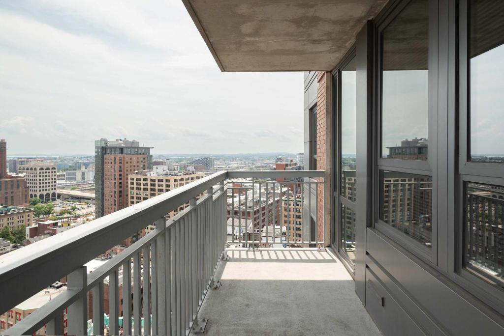 Chinatown Apartment | 2BR Penthouse Boston Common DT