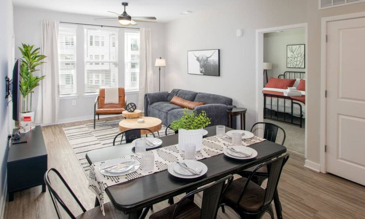 Athens Apartment | 3BR - Pool for UGA Visits and Work Travel