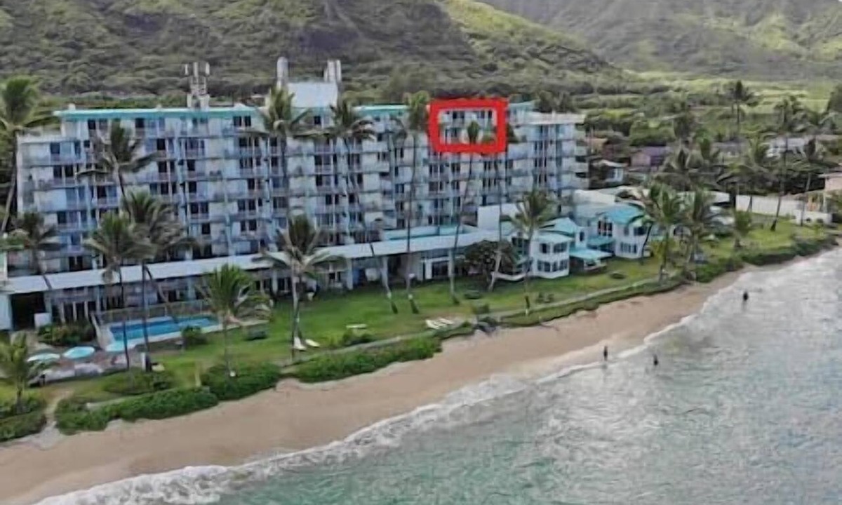 Punaluu Apartment | Aloha Beachside Getaways 3