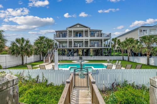 Long Bay Estates House | Atlantis