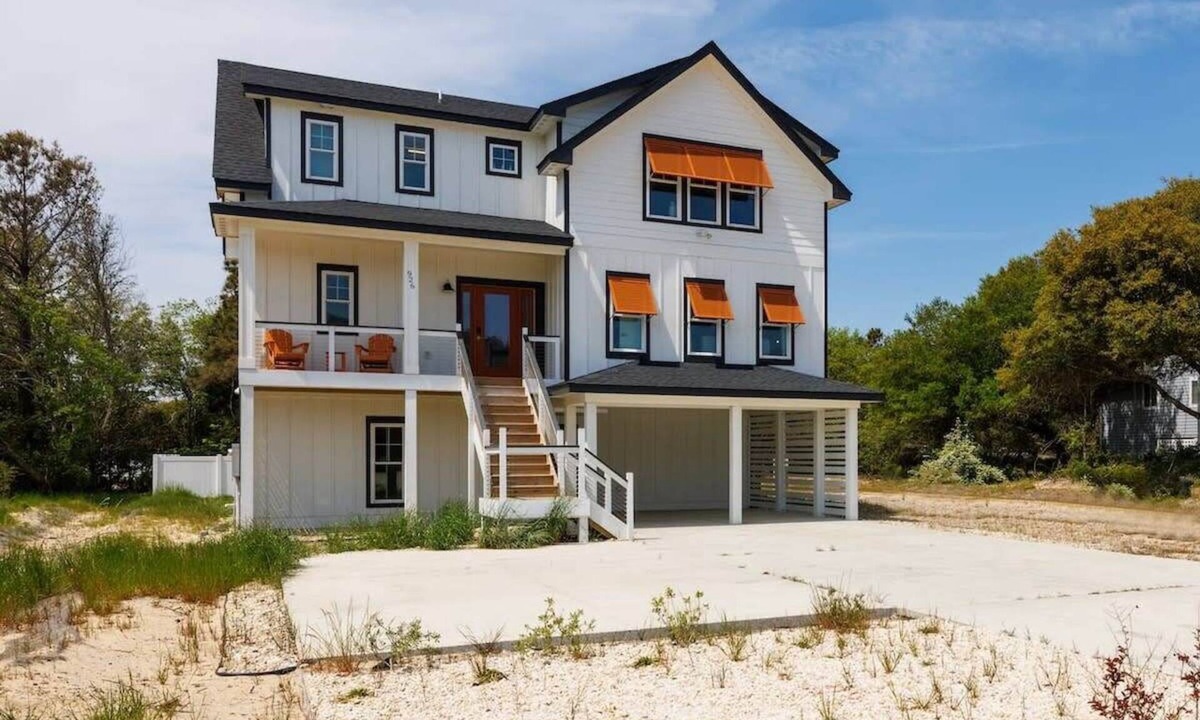 Whalehead Beach House | Aurora 7 BR Elevator Theater Rec Room, Pool & Hot Tub