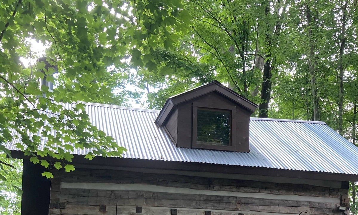 Town of Marlborough Cabin | Authentic Log Cabin with working wood burning fireplace