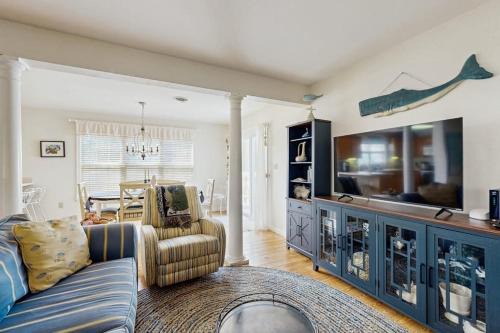 Bethany Beach House | Bahama Beach Cottages - 634 Sandy Point Rd