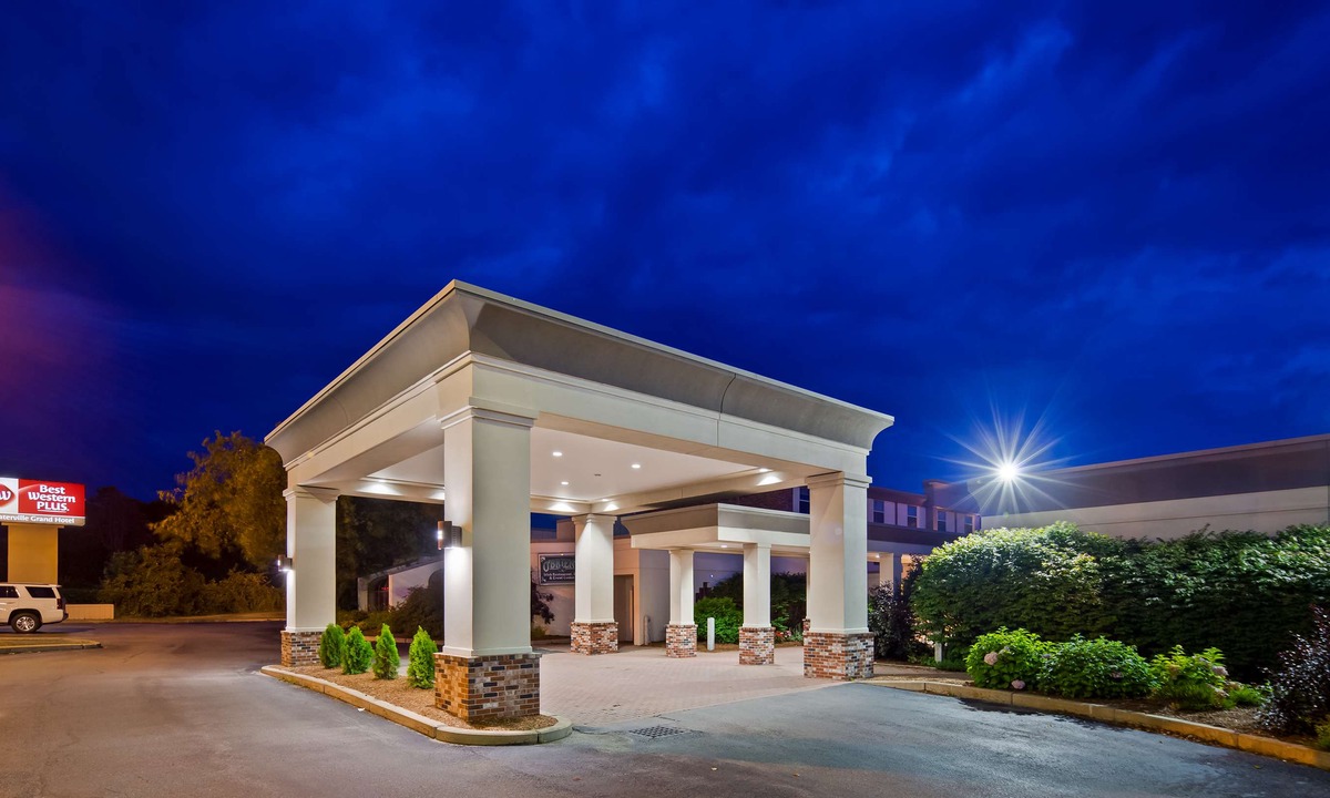 Waterville Hotel | Best Western Plus Waterville Grand Hotel