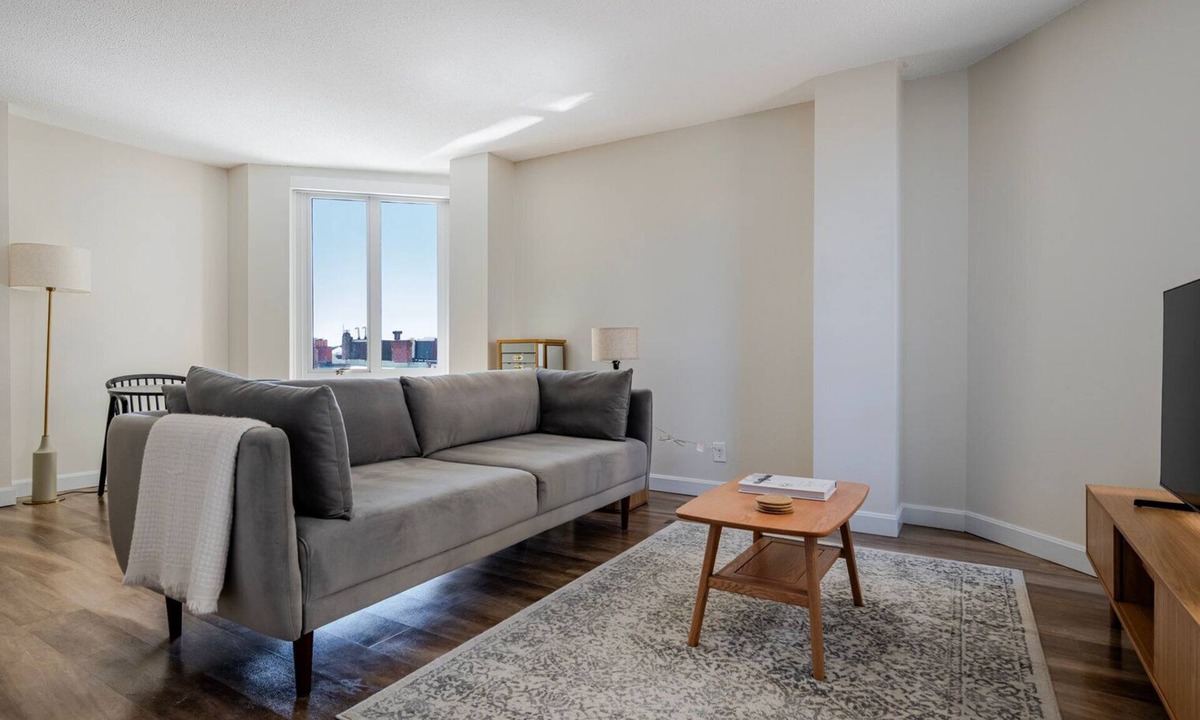 Prudential - St. Botolph Apartment | Blueground | Prudential/St. Botolph, pool, nr Boston Common
