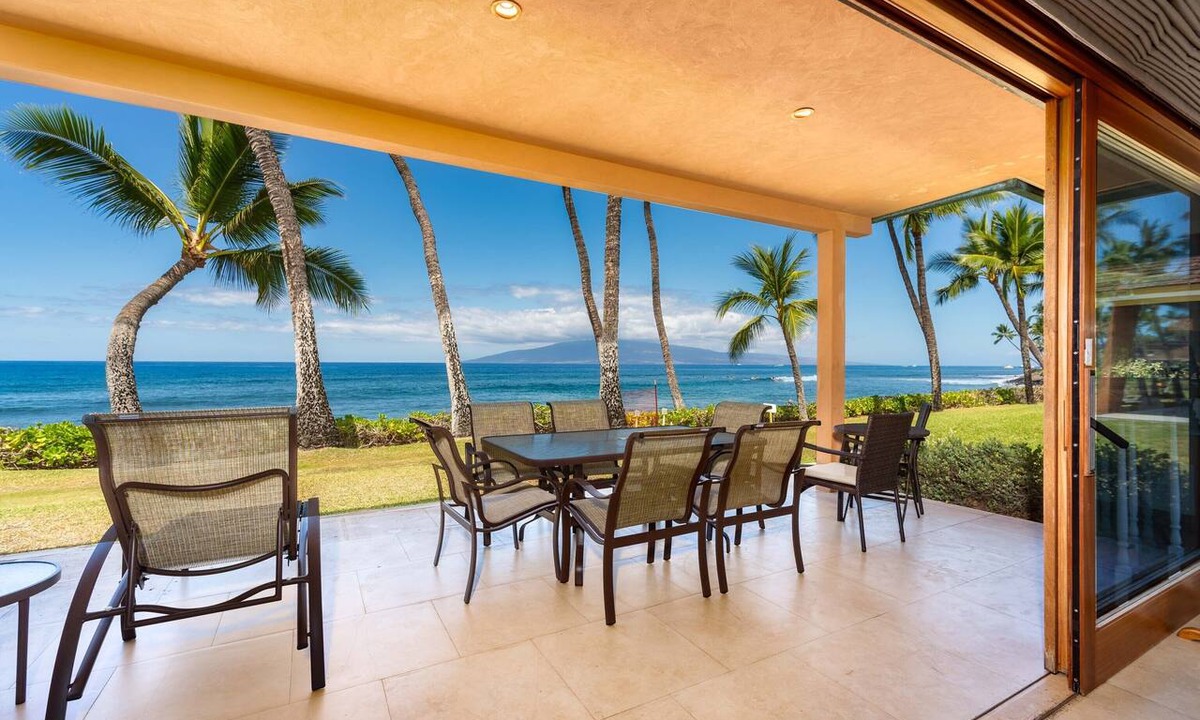 Downtown Lahaina Condo | Breathtaking Oceanfront Puamana Retreat – 5 Bedrooms, Modern & Spacious