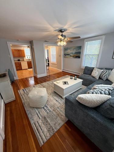 Beverly Apartment | Bright 2BR by the Beach & Near Historic Salem