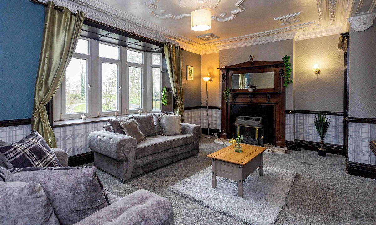 Haltwhistle House | Bright & Spacious 3 BR House in Haltwhistle