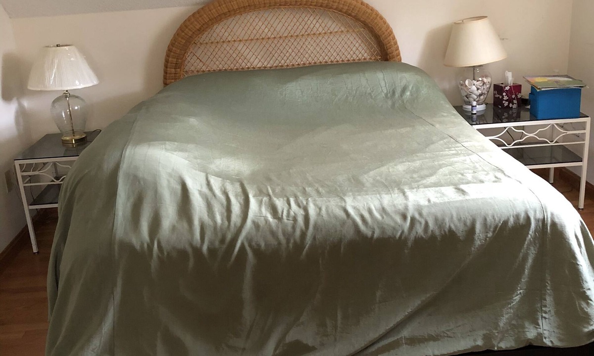 Silver Beach House | Cape cod getaway Close to Old Silver