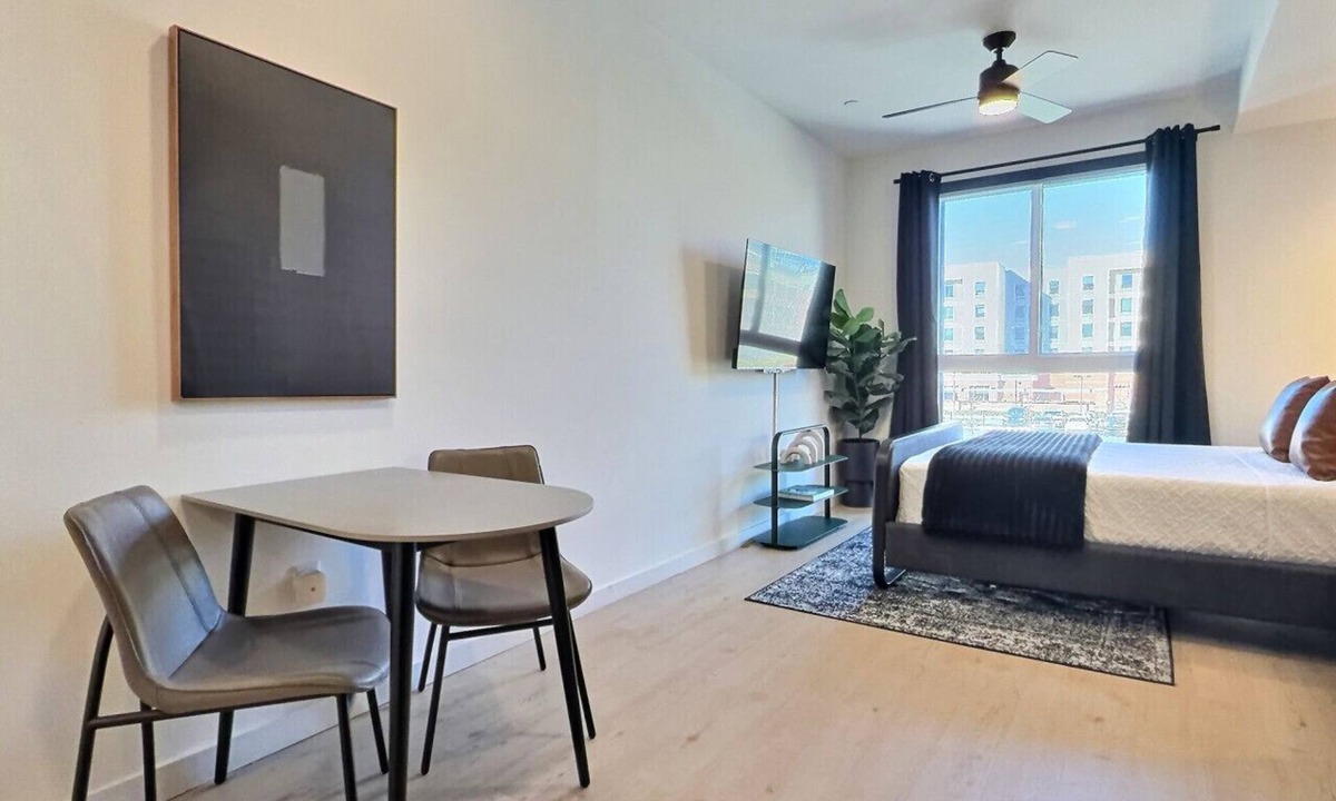 Five Points South Apartment | Central Bham Hideaway with Gym Access