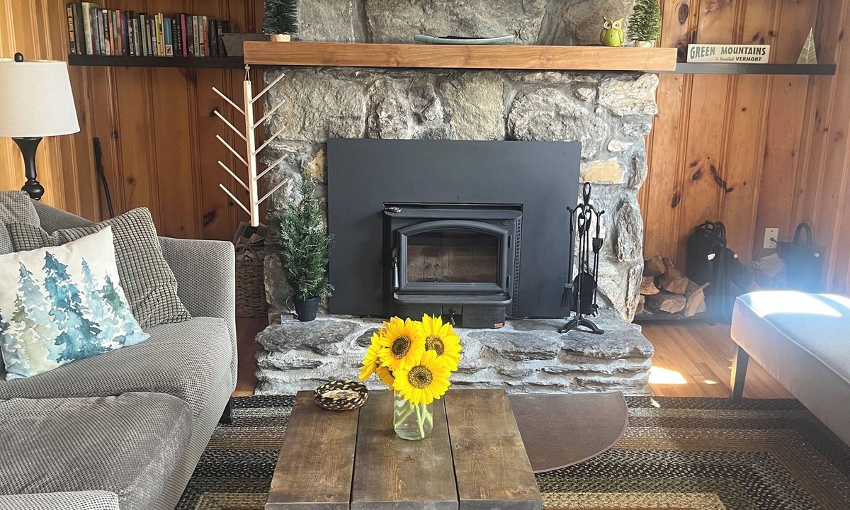Woodford Cabin | Charming 2 bath/3 bed cabin in Woodford