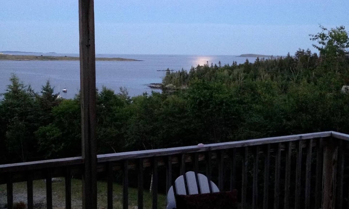 Vinalhaven Cottage | Charming 3-bedroom cottage in lovely Vinalhaven perfect for relaxing