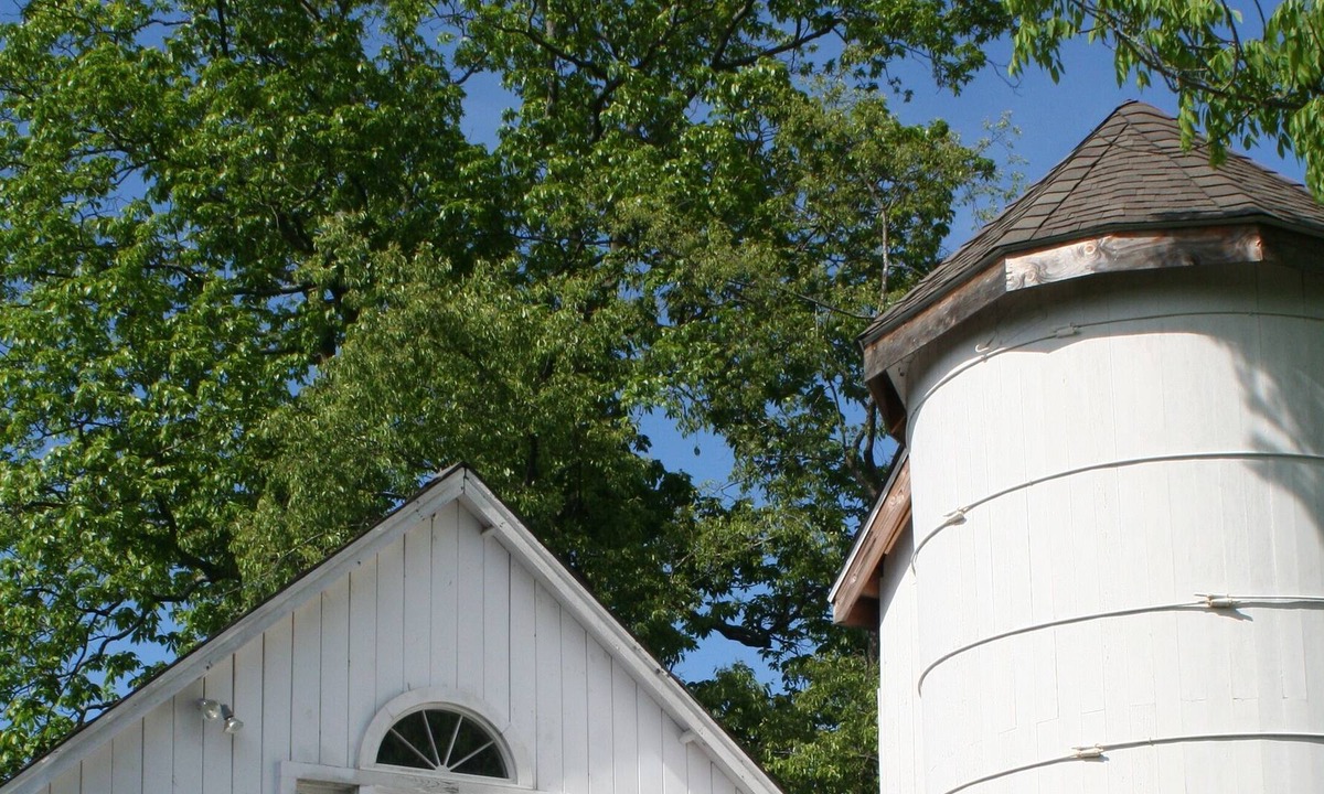 Roxbury House | Charming Converted Barn