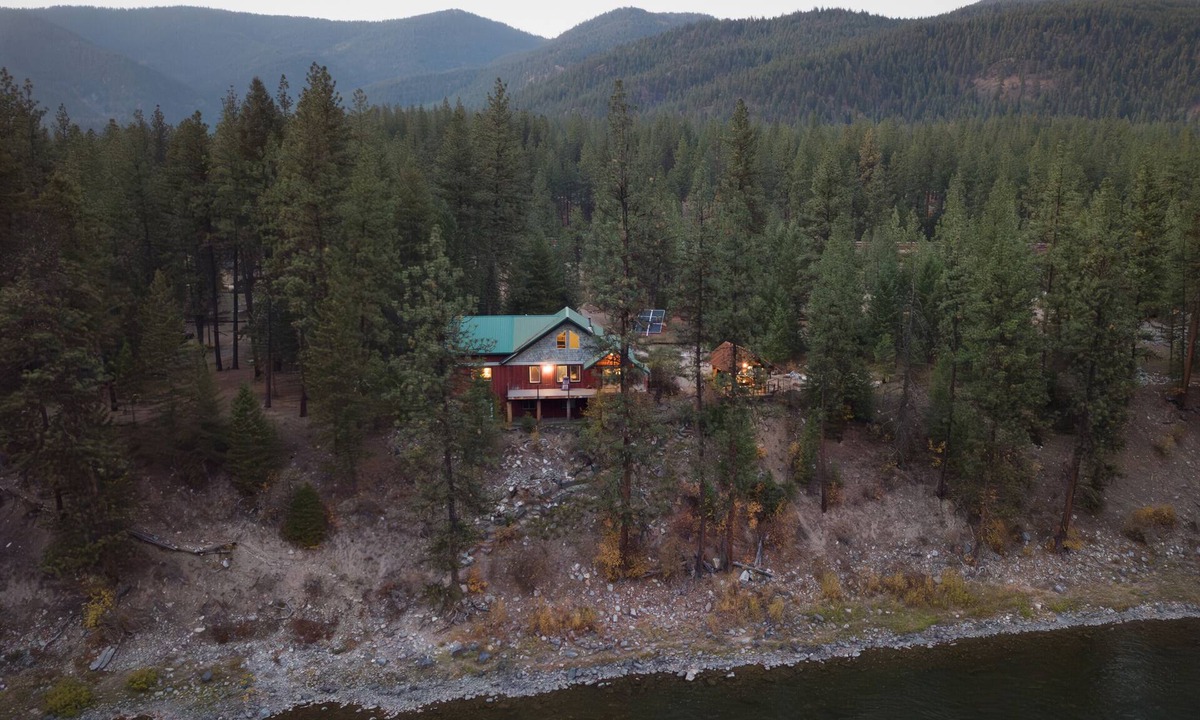 Sanders County Cabin | Clark Fork River Lodge - Missoula Area, Western MT