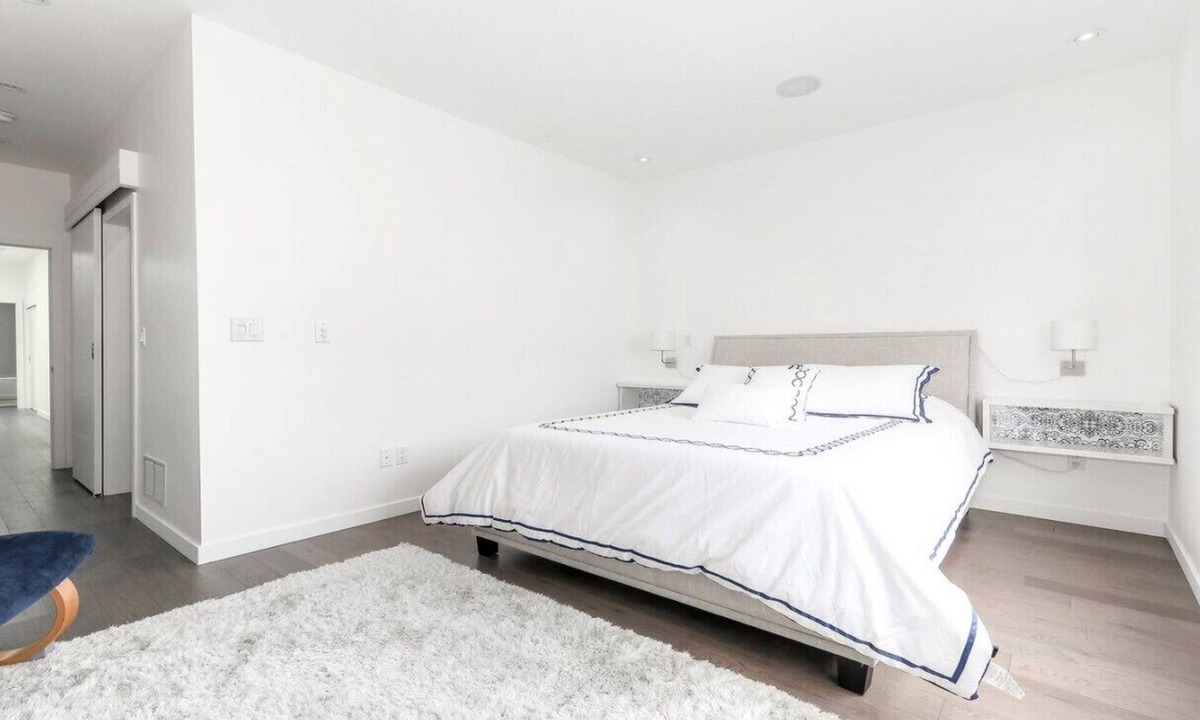 Oakwood Village House | Comfortable 2 BED- 2 BATH