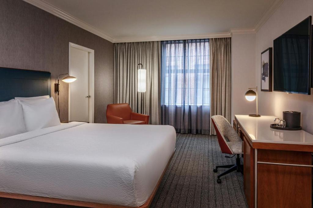 Theatre District Hotel | Courtyard by Marriott Boston Downtown