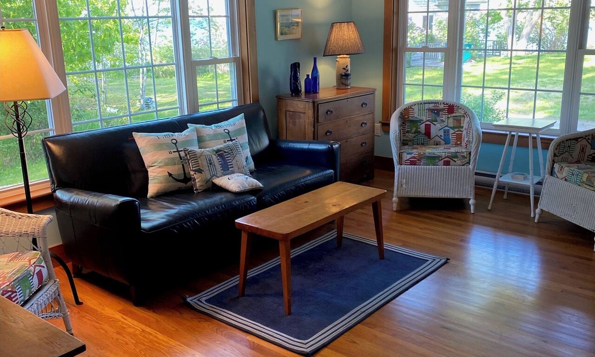 Biddeford Pool Cottage | Delightful 3-bedroom cottage in charming Biddeford Pool/Fortunes Rocks Maine.