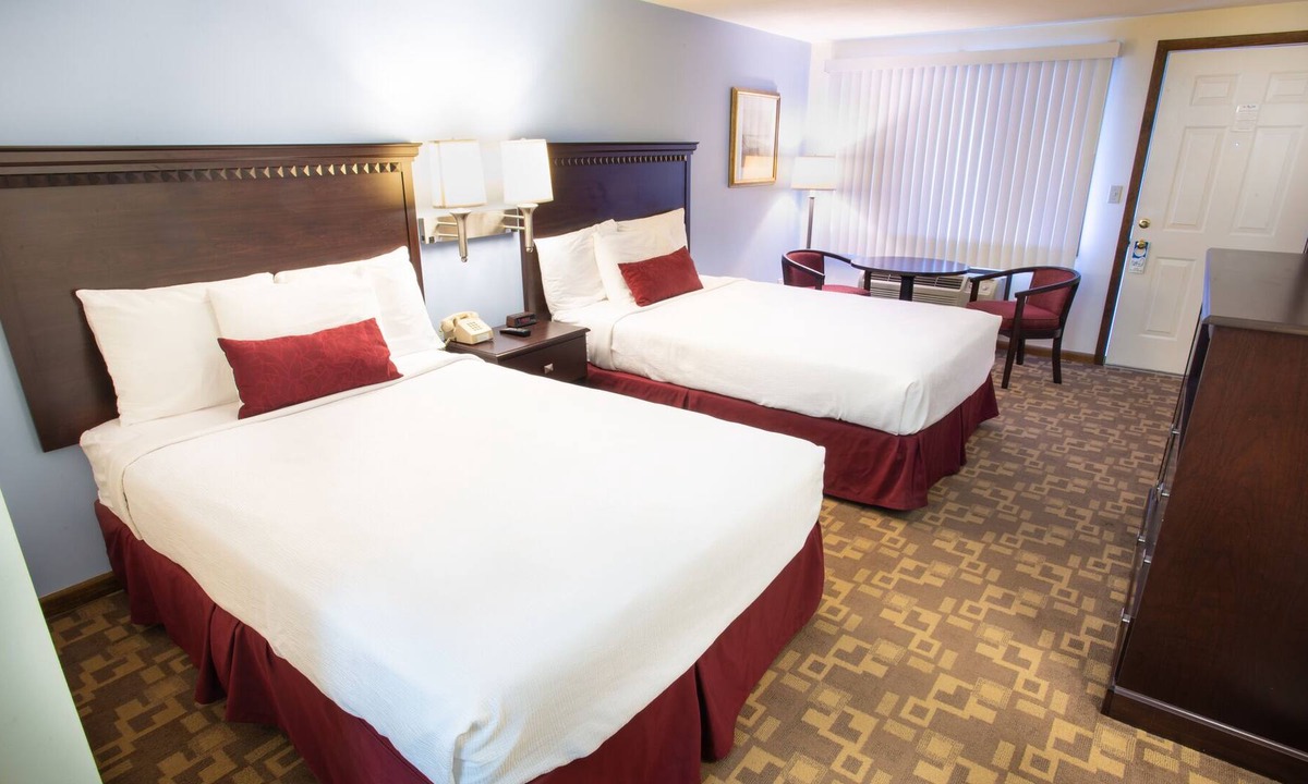 Wells Cabin | Double room - 2 double beds