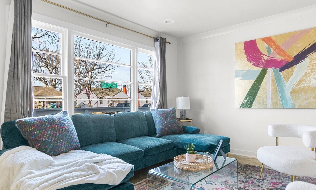 Glen Iris House | Downtown Bham Beauty with TONS of Space