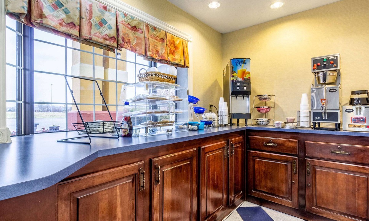 Berea Hotel | Econo Lodge Berea