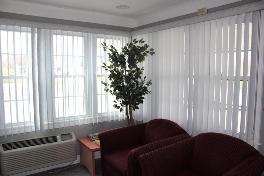 Westfield Hotel | Elm Motel