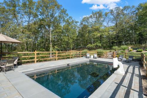 Lagrangeville House | ESKape Manor - Great Views Hot Tub & Fun Amenities