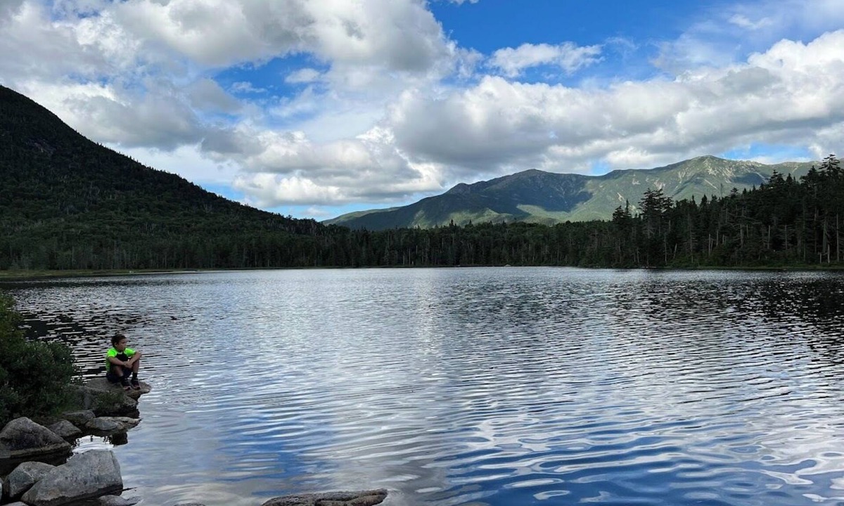 Carroll Condo | FC54 large mountain cottage with views