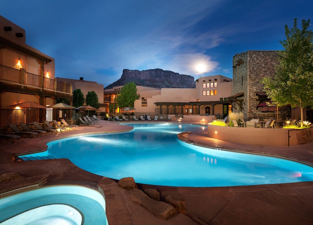 Gateway Hotel | Gateway Canyons Resort, A Noble House Resort