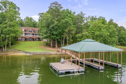 Stoney Point Landing House | Great Views - With Beach Area! Gorgeous Views Of The Lake