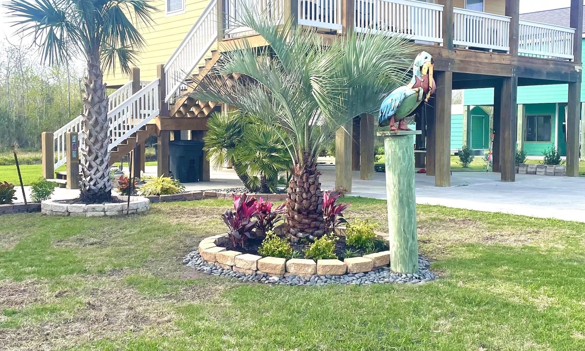 Hackberry House | Hackberry Hideaway I Water View On Lake Calcasieu