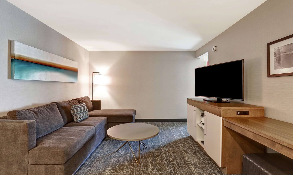 St. Catharines Hotel | Hampton Inn by Hilton St. Catharines Niagara