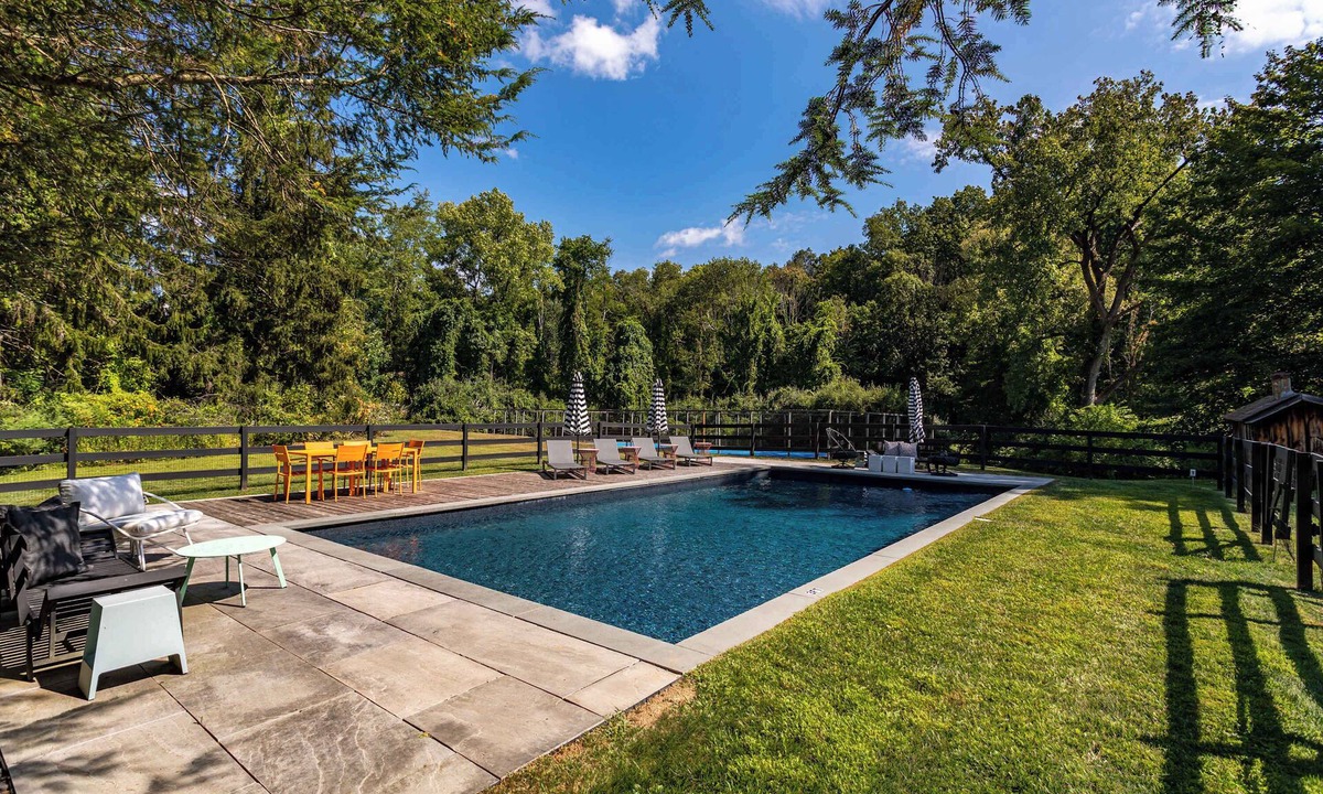 Pawling House | Harlem Valley Hideout: Artsy ~ Pool ~ Tennis