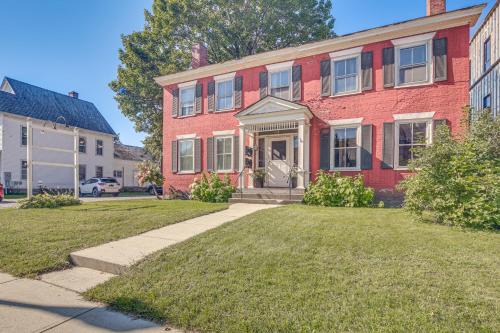 Waterbury Apartment | Hike & Leaf Peep: Couple’s Retreat in Waterbury!