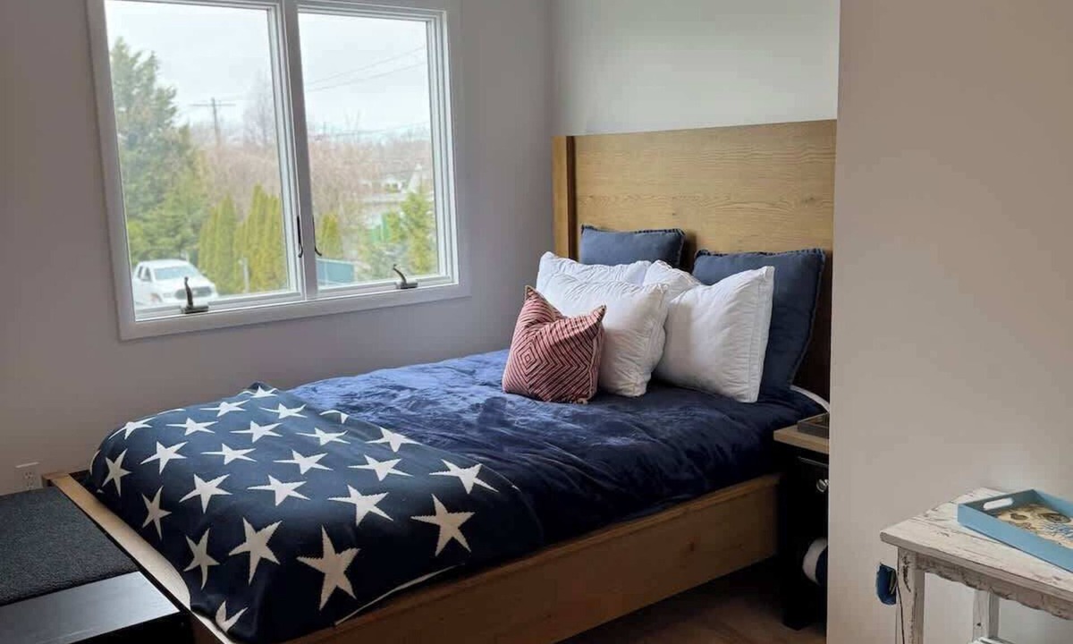 Tuckahoe Bed & Breakfast | Home 2 mins. from Shinnecock Golf town SH beaches