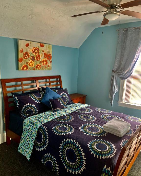 Pawtucket Apartment | Huge Comfortable apartment close to everything