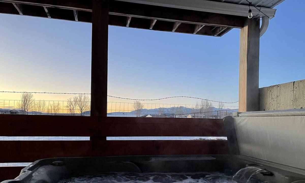 Durango House | Joe and Des’s two bedroom with private hot tub