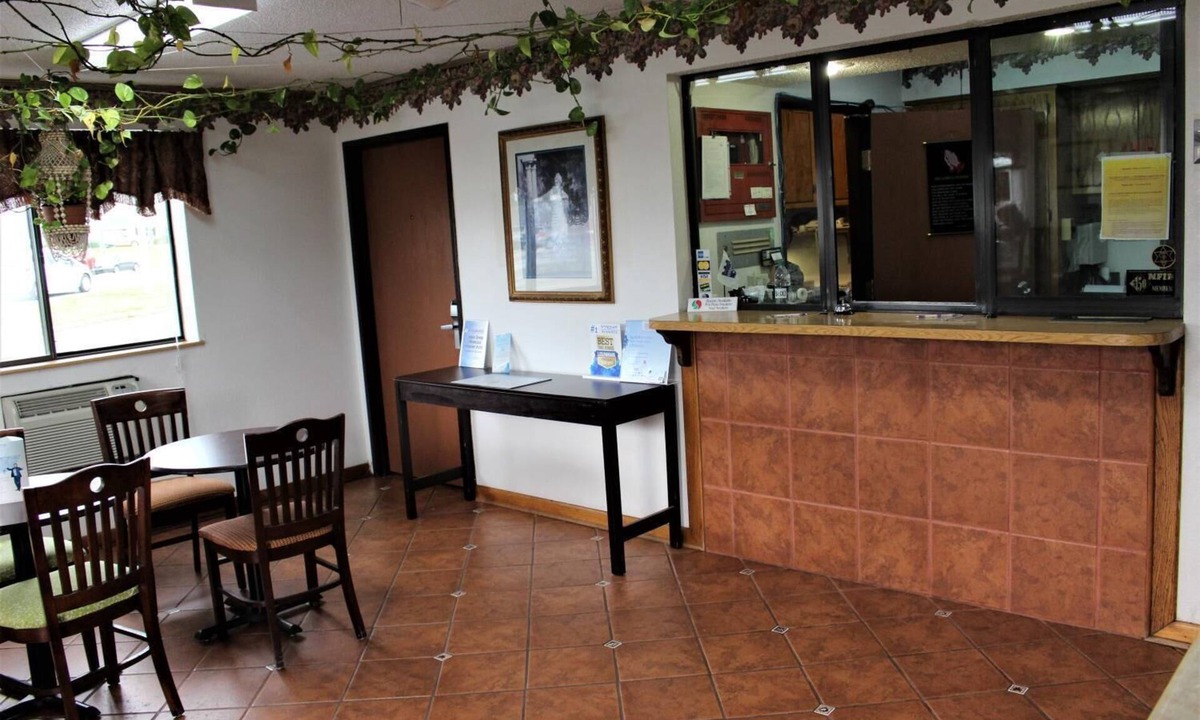 Albany Hotel | Knights Inn Albany