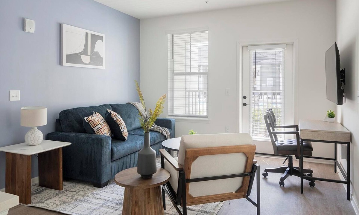 Ono Island Apartment | Landing | Modern 2BD, Yoga Studio, Clubhouse