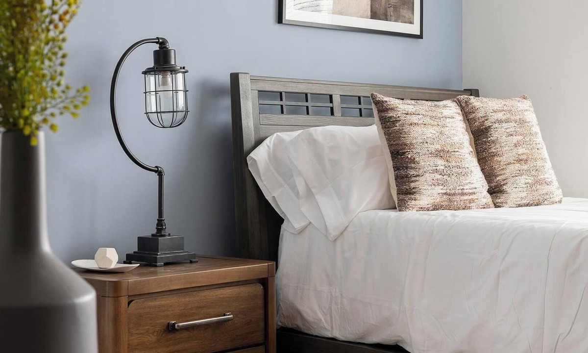 Five Points South Apartment | Landing | Modern Studio, Gym, Yoga Studio