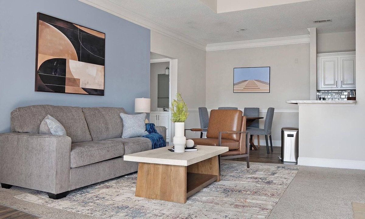 McDonough Apartment | Landing | Stunning 2BD, Gym, Tennis Court