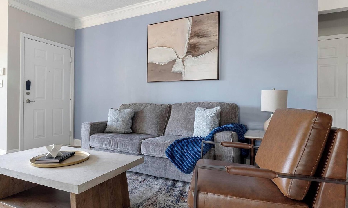 McDonough Apartment | Landing | Stunning 2BD, Pool, Gym