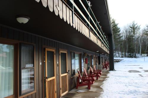 Wilmington Hotel | Ledge Rock at Whiteface