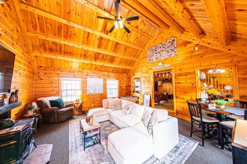 Maplecrest House | Log Home w Mountain Views Near Windham & Hunter Ski Resorts