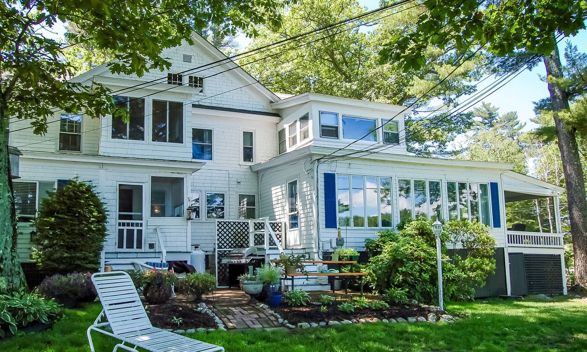 Windham Apartment | Lovely studio within lakefront lodge w/ fast WiFi, & kitchenette