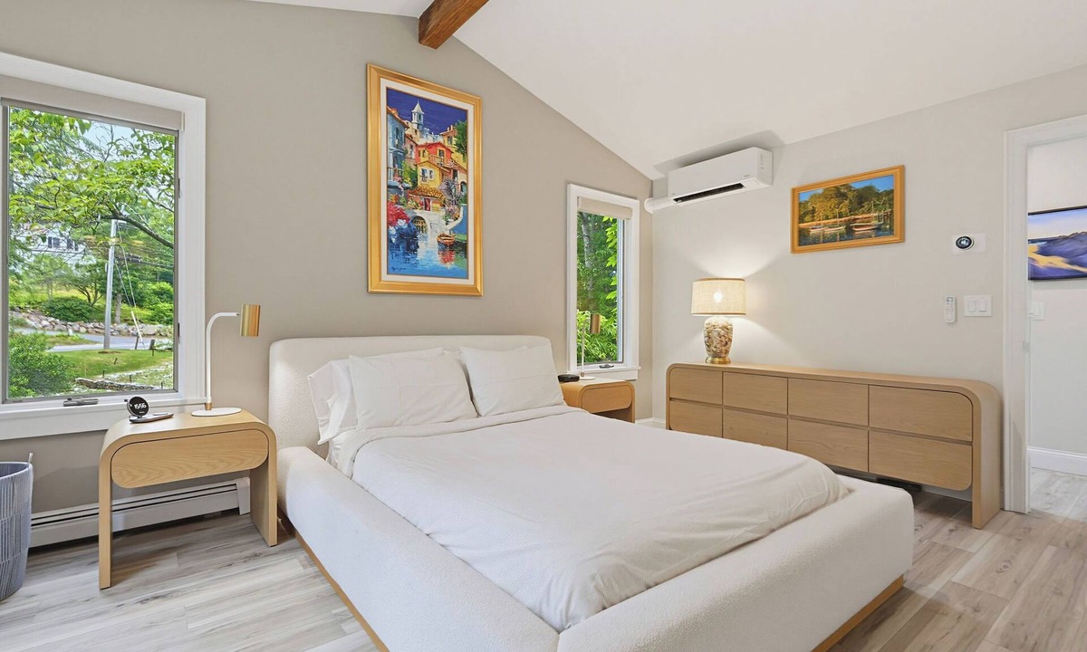 Monument Beach House | Luxury Cape Cod Ranch Near Monument Beach with AC & Outdoor Shower