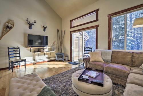 McCall House | McCall Condo w/Paddle Boards - Near Payette Lake