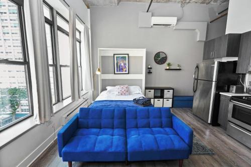 Near South Side Apartment | McCormick Place Studio with optional parking and sleeps up to 4