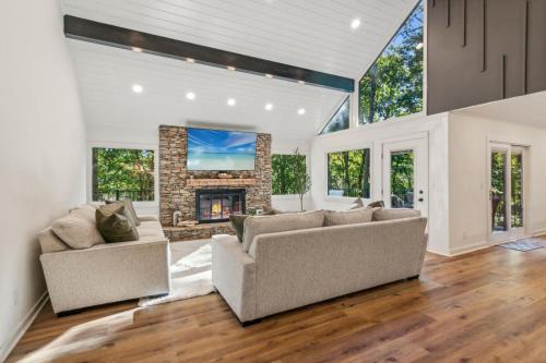 Big Canoe House | Modern Haven